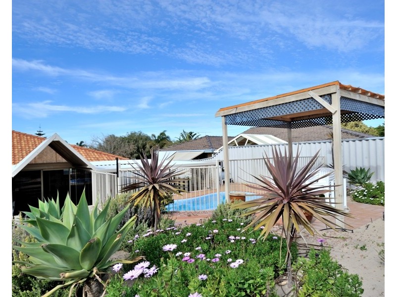 19 Westminster Grove, Port Kennedy WA 6172
