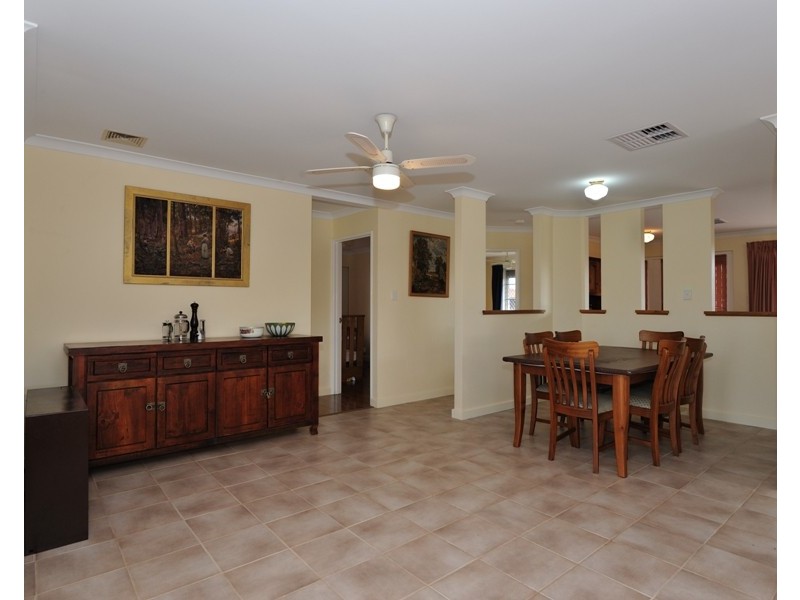 1 ROLLA GROVE, Waikiki WA 6169