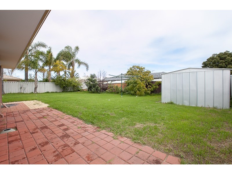 98 Coronata Drive, Warnbro WA 6169