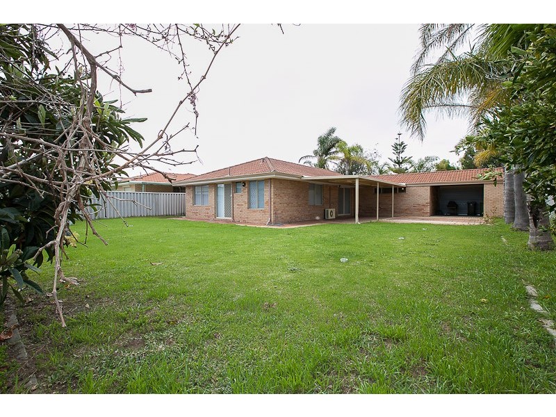 98 Coronata Drive, Warnbro WA 6169