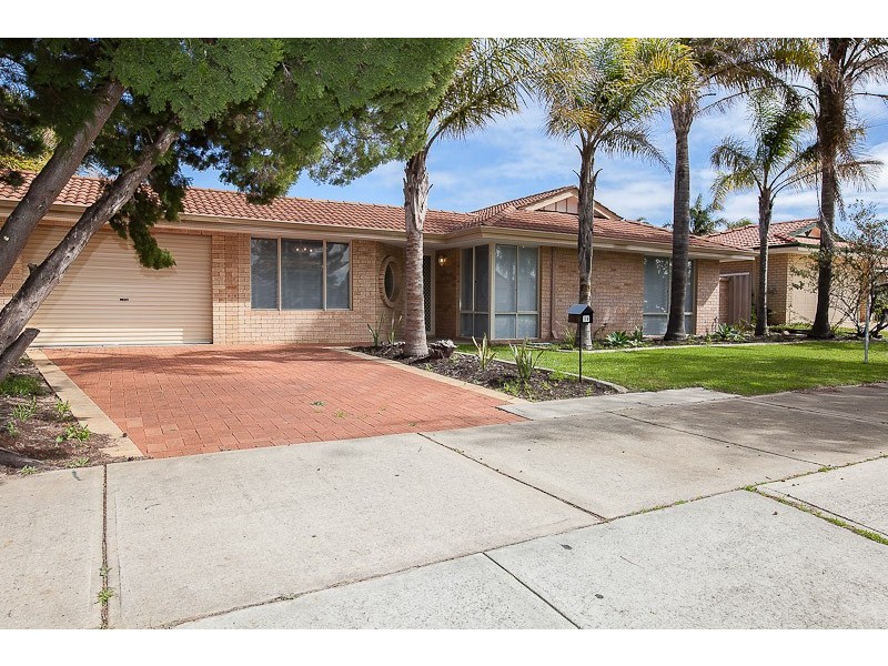 98 Coronata Drive, Warnbro WA 6169