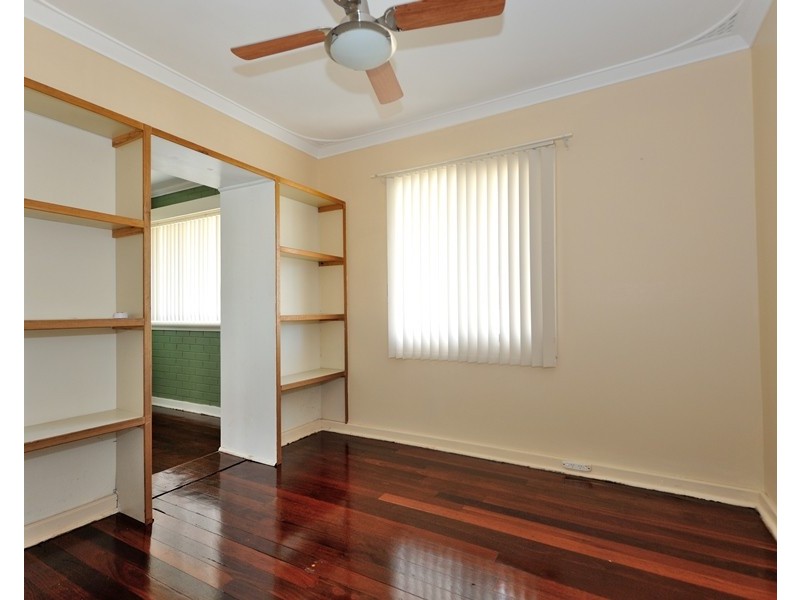 9 Greene Street, Rockingham WA 6168