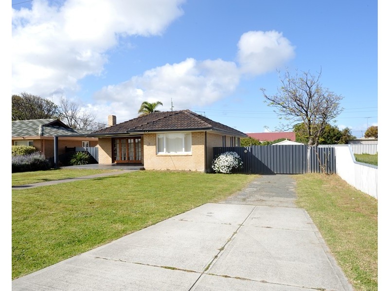 9 Greene Street, Rockingham WA 6168