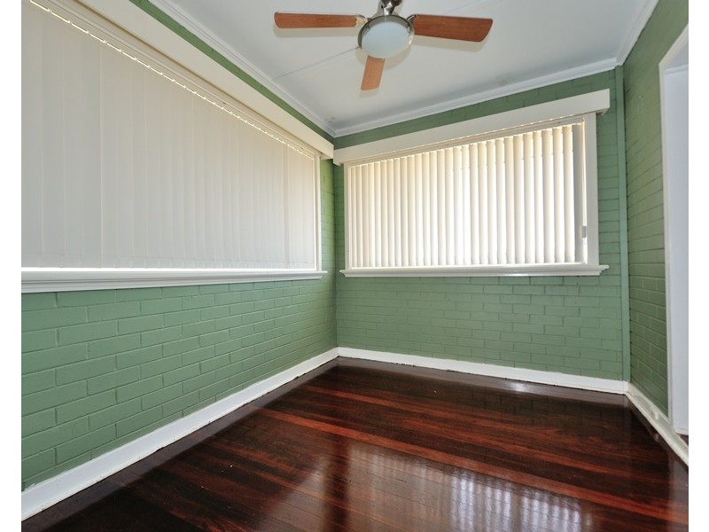 9 Greene Street, Rockingham WA 6168