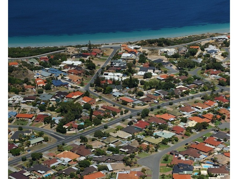 17 Hilda Rd, Waikiki WA 6169