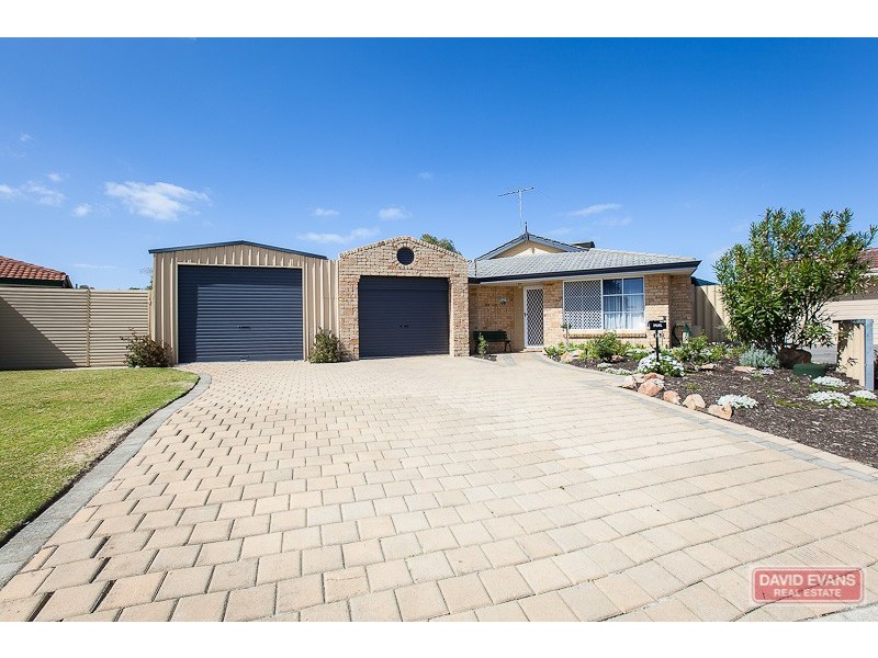 15 Bandera Close, Warnbro WA 6169