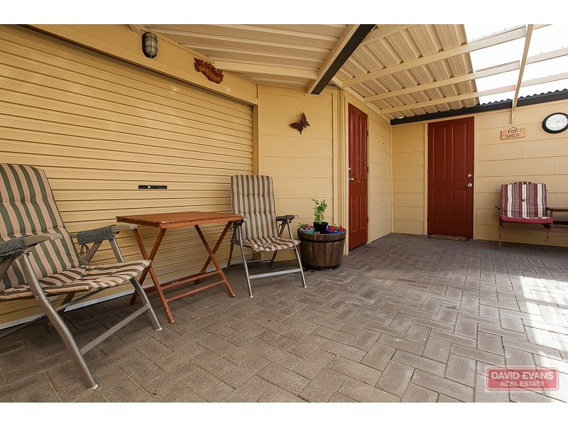 15 Bandera Close, Warnbro WA 6169