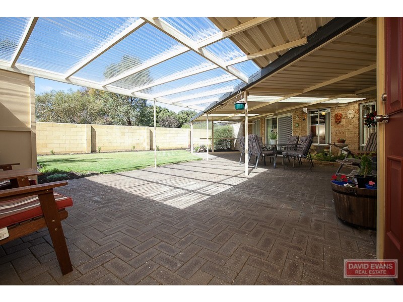 15 Bandera Close, Warnbro WA 6169