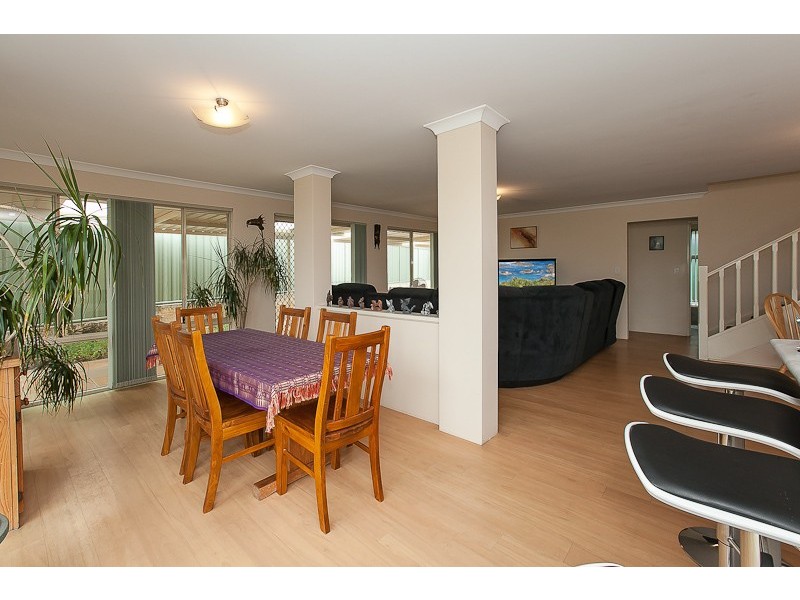 34 Erlistoun Street, Golden Bay WA 6174