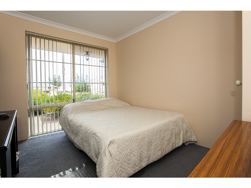 34 Erlistoun Street, Golden Bay WA 6174