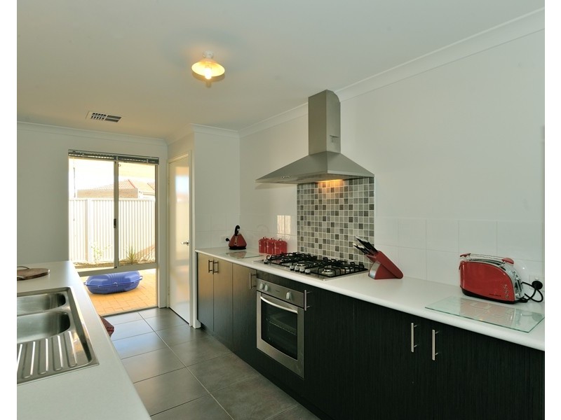 54 Hayeswater Circuit, Waikiki WA 6169