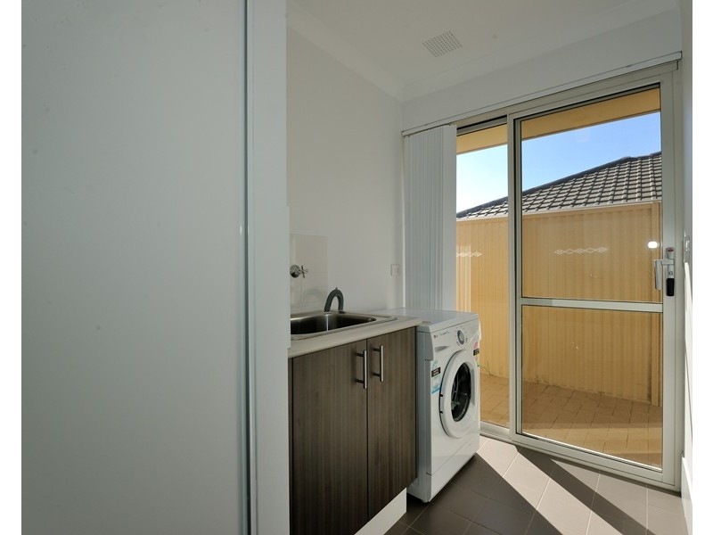 54 Hayeswater Circuit, Waikiki WA 6169