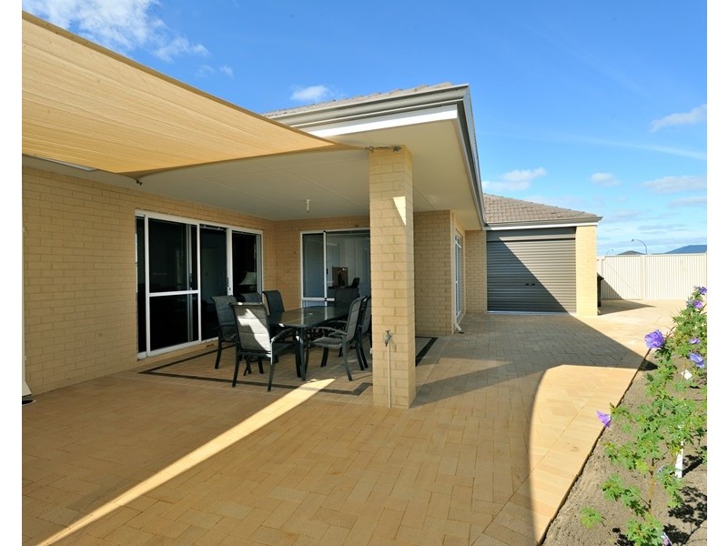 54 Hayeswater Circuit, Waikiki WA 6169