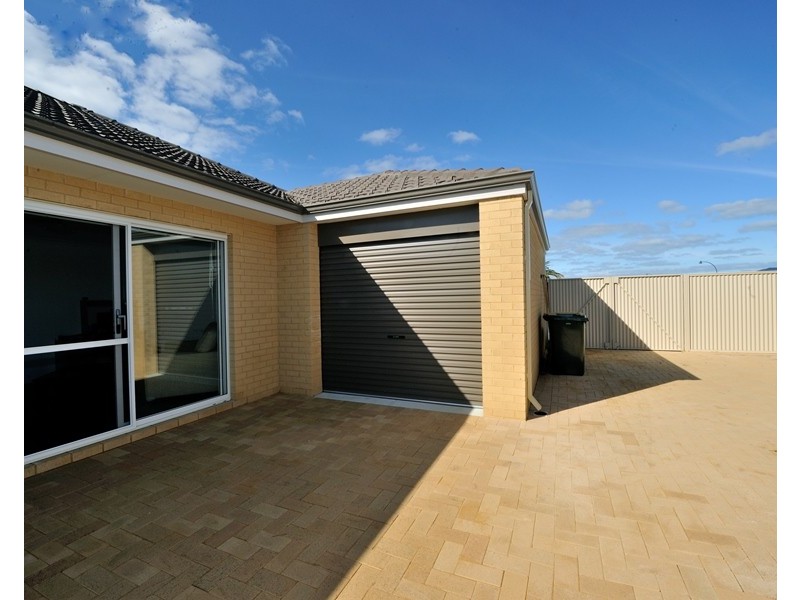 54 Hayeswater Circuit, Waikiki WA 6169