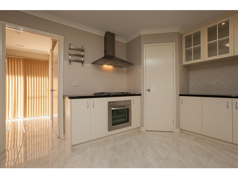 9 Ravenglass Crescent, Waikiki WA 6169