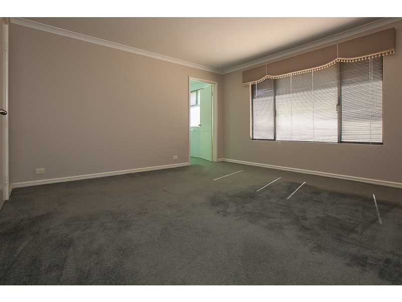 9 Ravenglass Crescent, Waikiki WA 6169