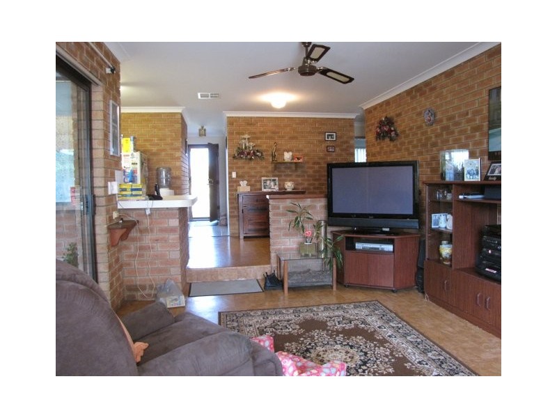 4 AULD COURT, Waikiki WA 6169