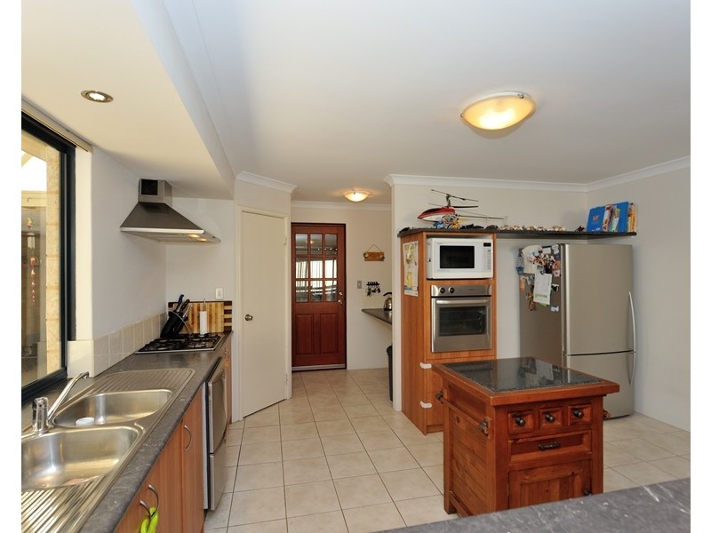 94 Clyde Avenue, Baldivis WA 6171