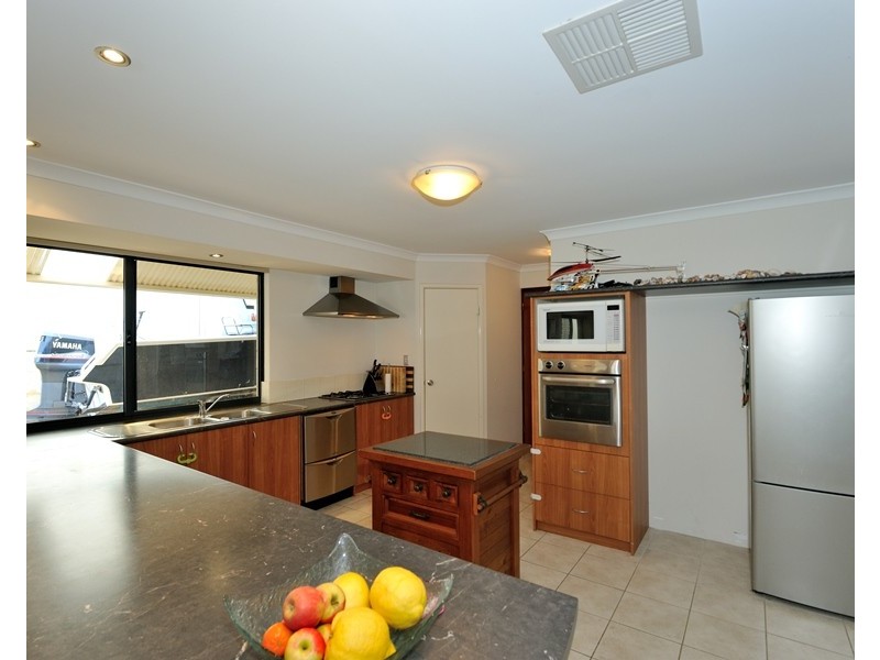 94 Clyde Avenue, Baldivis WA 6171