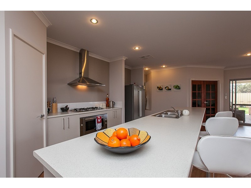 8 Borough Road, Baldivis WA 6171