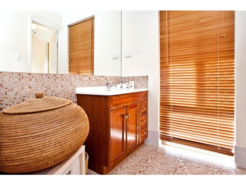 24 Seahaven Street, Safety Bay WA 6169