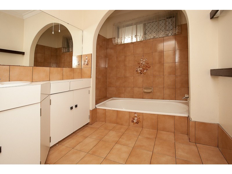 3 Merilup Court, Hillman WA 6168