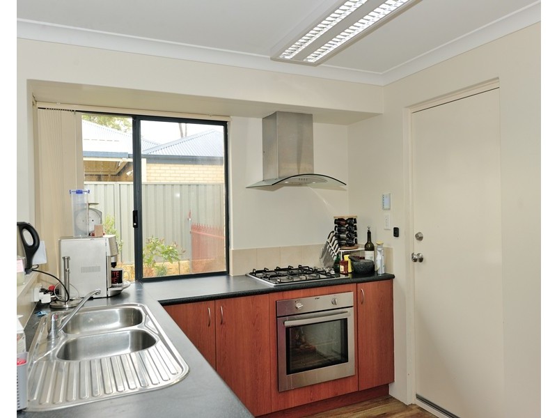 24 Wittering Court, Wellard WA 6170