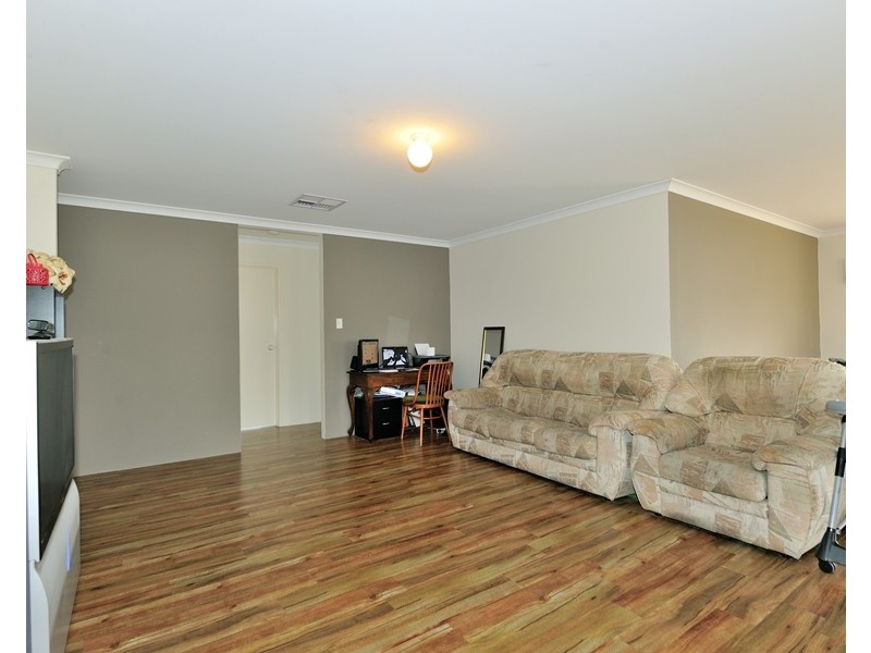 24 Wittering Court, Wellard WA 6170