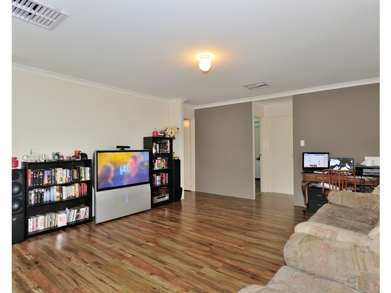 24 Wittering Court, Wellard WA 6170