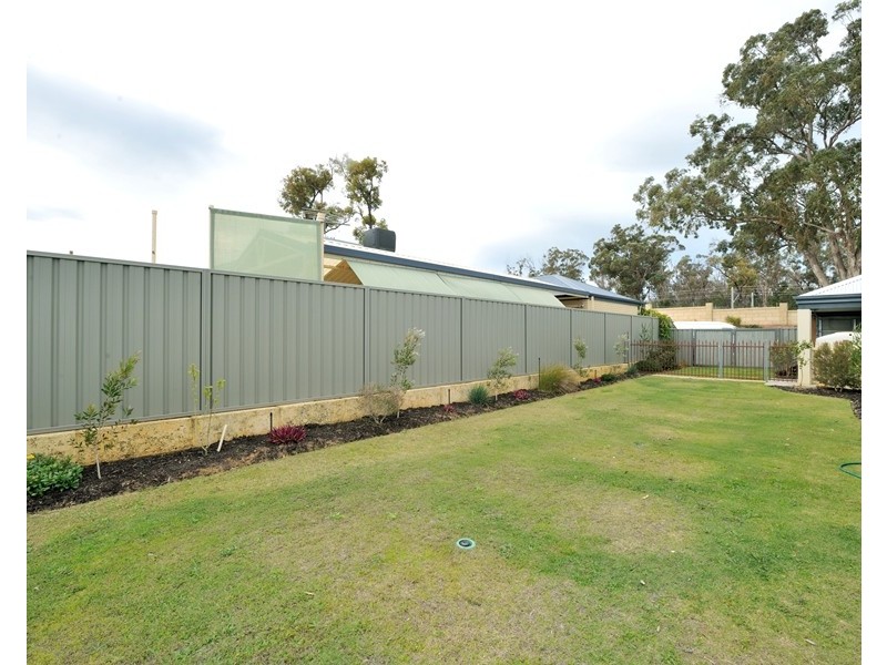 24 Wittering Court, Wellard WA 6170