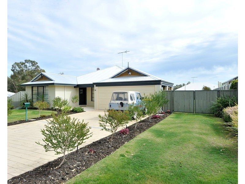 24 Wittering Court, Wellard WA 6170
