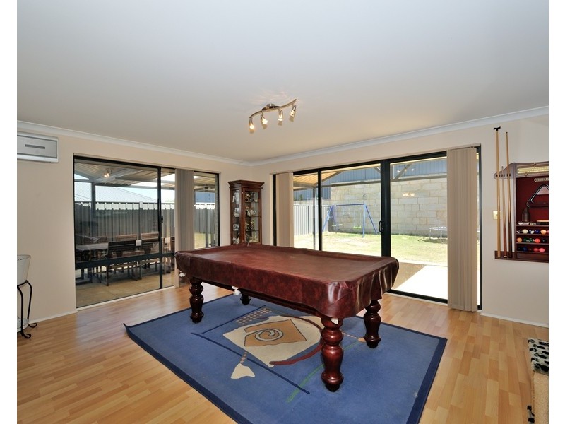 19 Lemongum Drive, Baldivis WA 6171