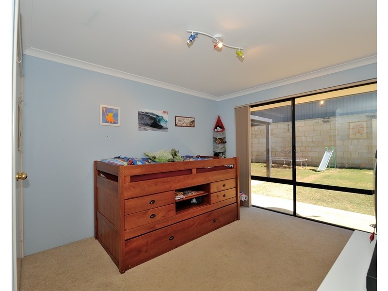 19 Lemongum Drive, Baldivis WA 6171