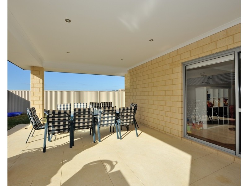 4 Rainbird Street, Baldivis WA 6171