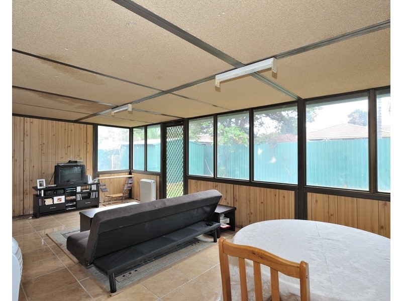 15 Willmott Drive, Cooloongup WA 6168