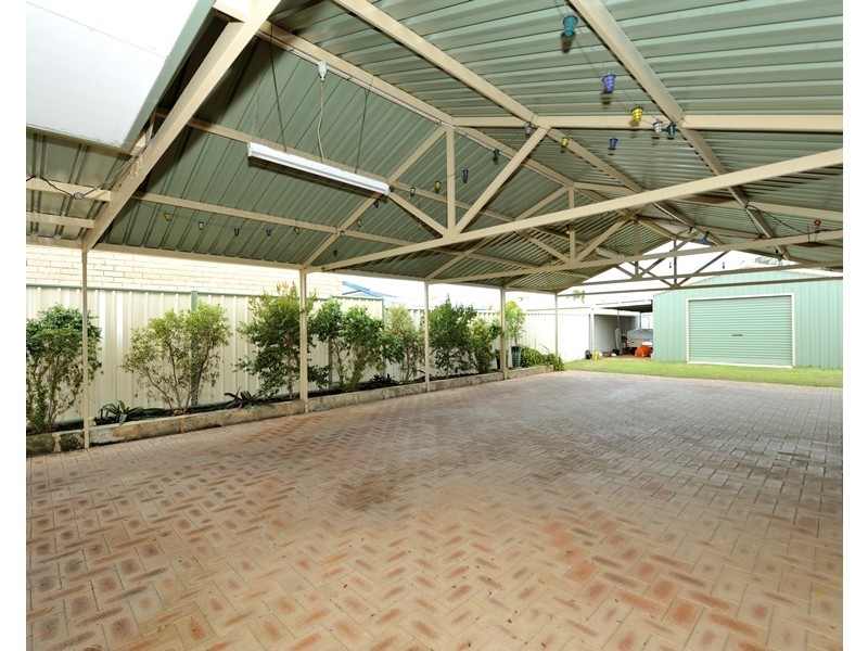 62 CORONATA DRIVE, Warnbro WA 6169