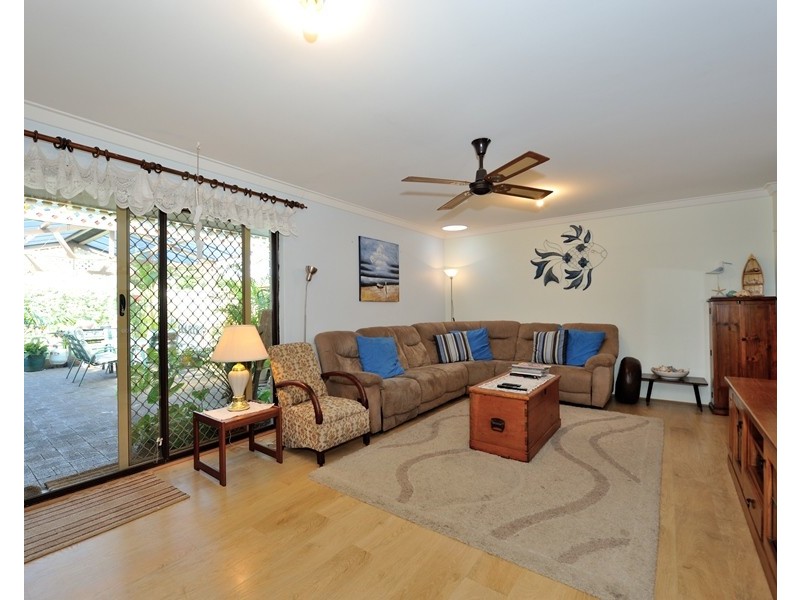 1 Warner Lane, Rockingham WA 6168