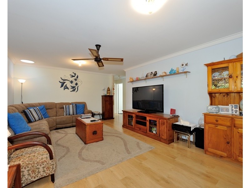 1 Warner Lane, Rockingham WA 6168