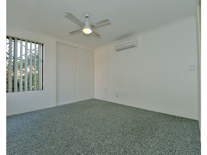 4/60 Elanora Drive, Cooloongup WA 6168