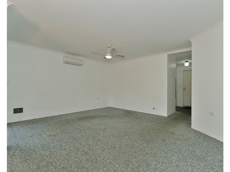 4/60 Elanora Drive, Cooloongup WA 6168