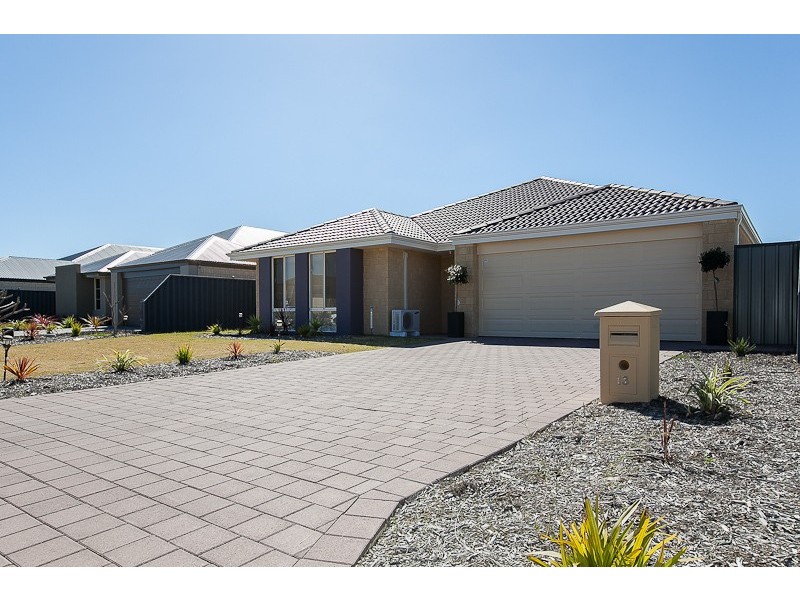 13 Correa Way, Baldivis WA 6171