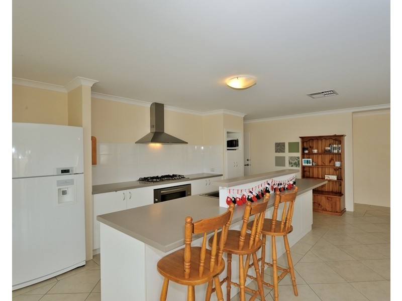 41 Wallaby Parade, Baldivis WA 6171