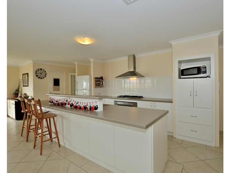 41 Wallaby Parade, Baldivis WA 6171