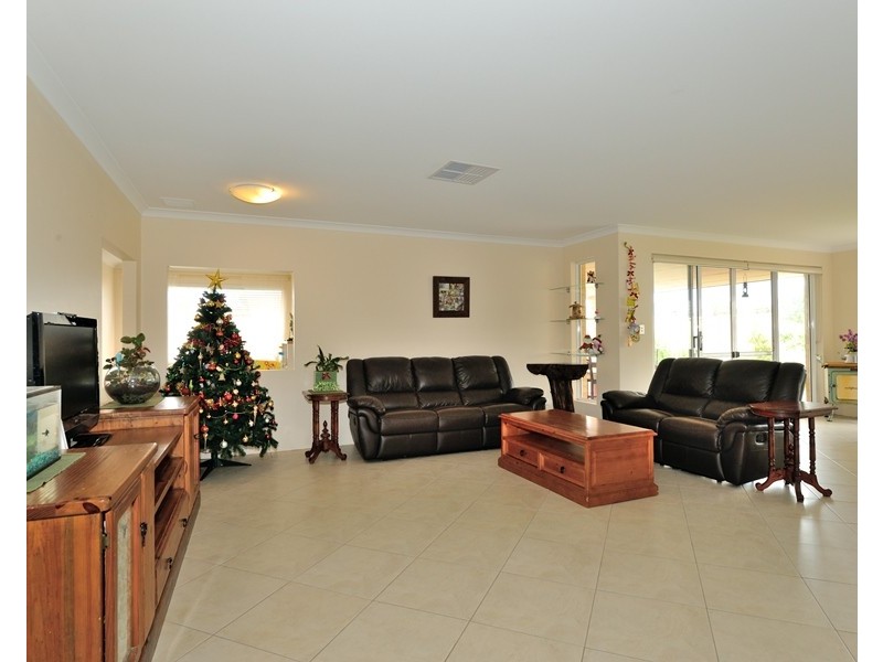 41 Wallaby Parade, Baldivis WA 6171