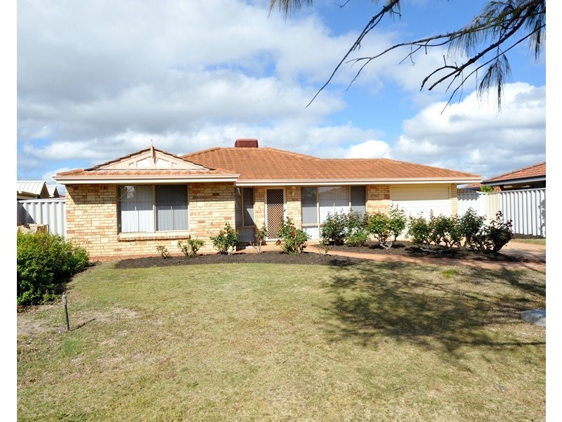 71 Parkland Drive, Warnbro WA 6169