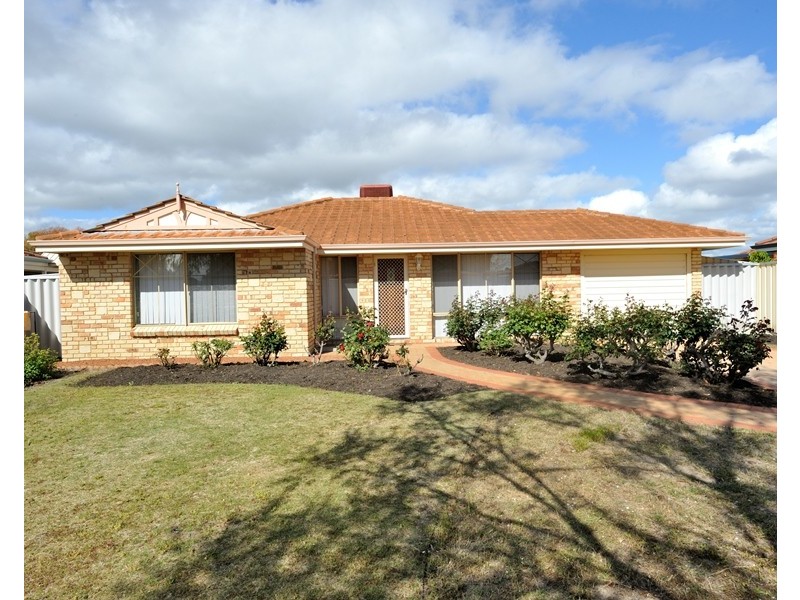 71 Parkland Drive, Warnbro WA 6169