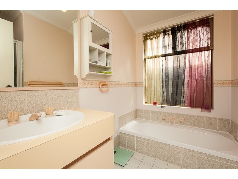 101 Woodbridge Drive, Cooloongup WA 6168