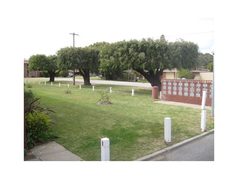 15 / 4 Minchinson Street, Shoalwater WA 6169