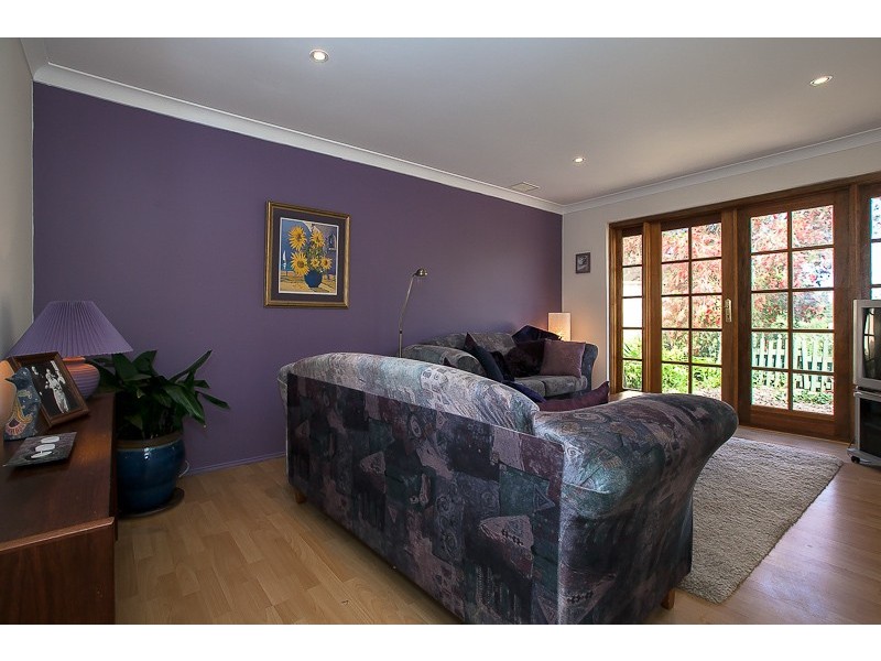 24 Minderoo Crescent, Golden Bay WA 6174