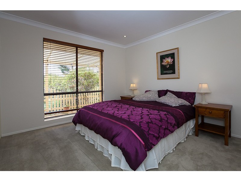 24 Minderoo Crescent, Golden Bay WA 6174